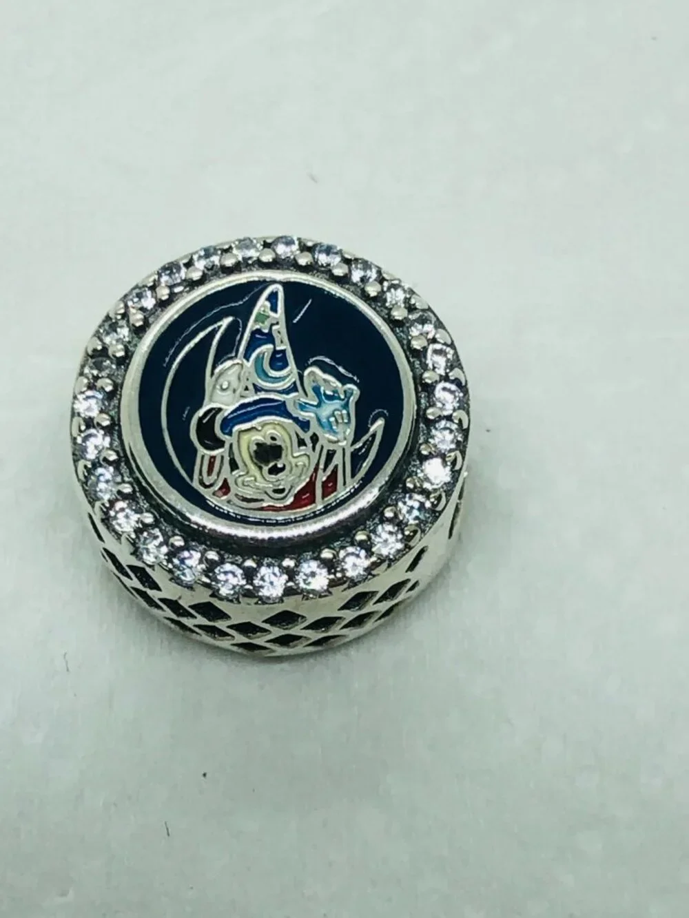✨ ✨Pandora Sorcerer Mickey Mouse Limited Edition Charm
